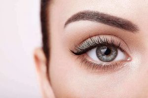 Voluminous Eyelashes