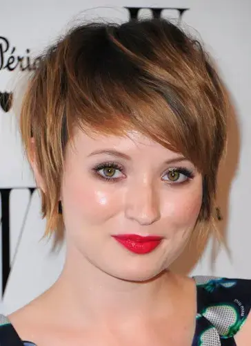 HairCut Guide for Females According to their Face Shape