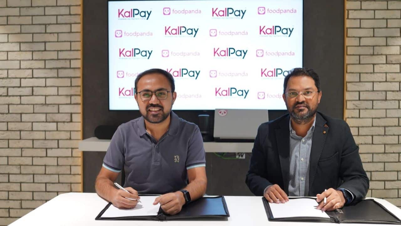 Foodpanda: MOU Signed to Help Riders Buy Latest Smartphones