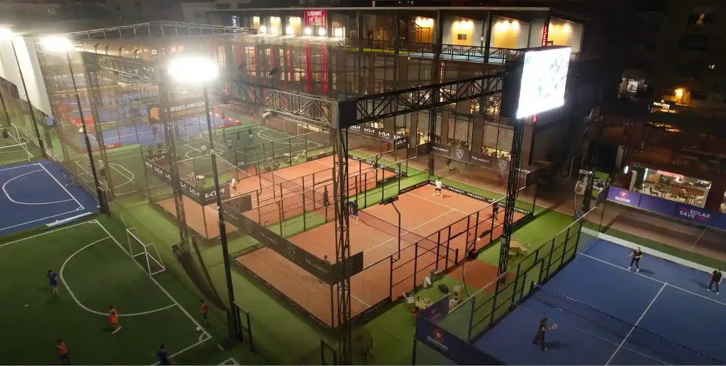Karachi’s best padel courts with modern facilities and glass walls